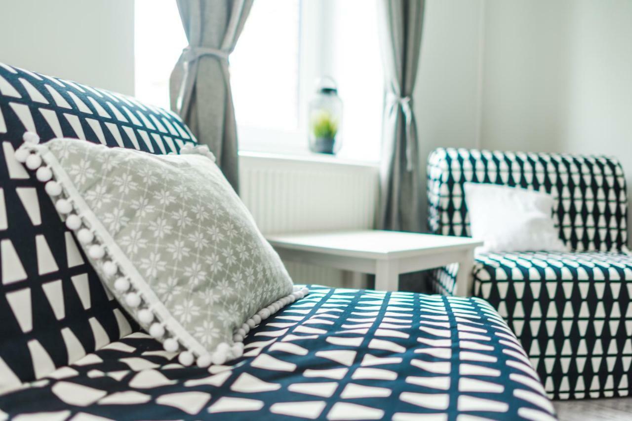 Otwarte Drzwi Apartment ดุสนิกิ สดรอย ภายนอก รูปภาพ