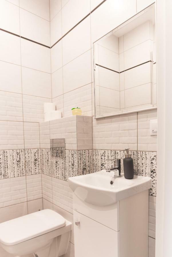 Otwarte Drzwi Apartment ดุสนิกิ สดรอย ภายนอก รูปภาพ