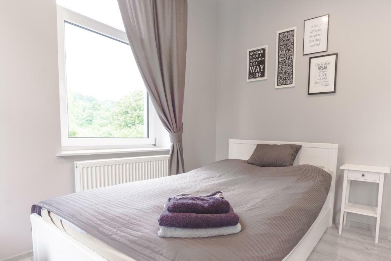 Otwarte Drzwi Apartment ดุสนิกิ สดรอย ภายนอก รูปภาพ