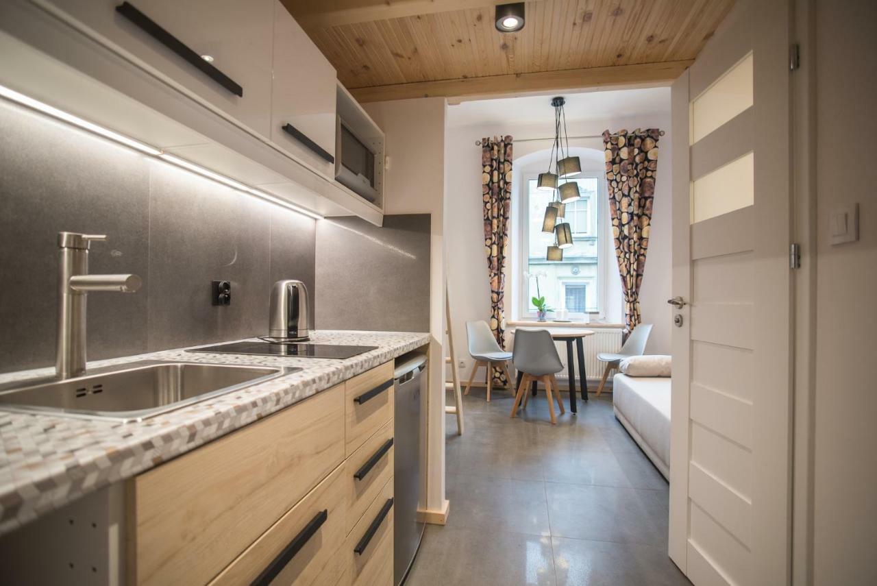 Otwarte Drzwi Apartment ดุสนิกิ สดรอย ภายนอก รูปภาพ