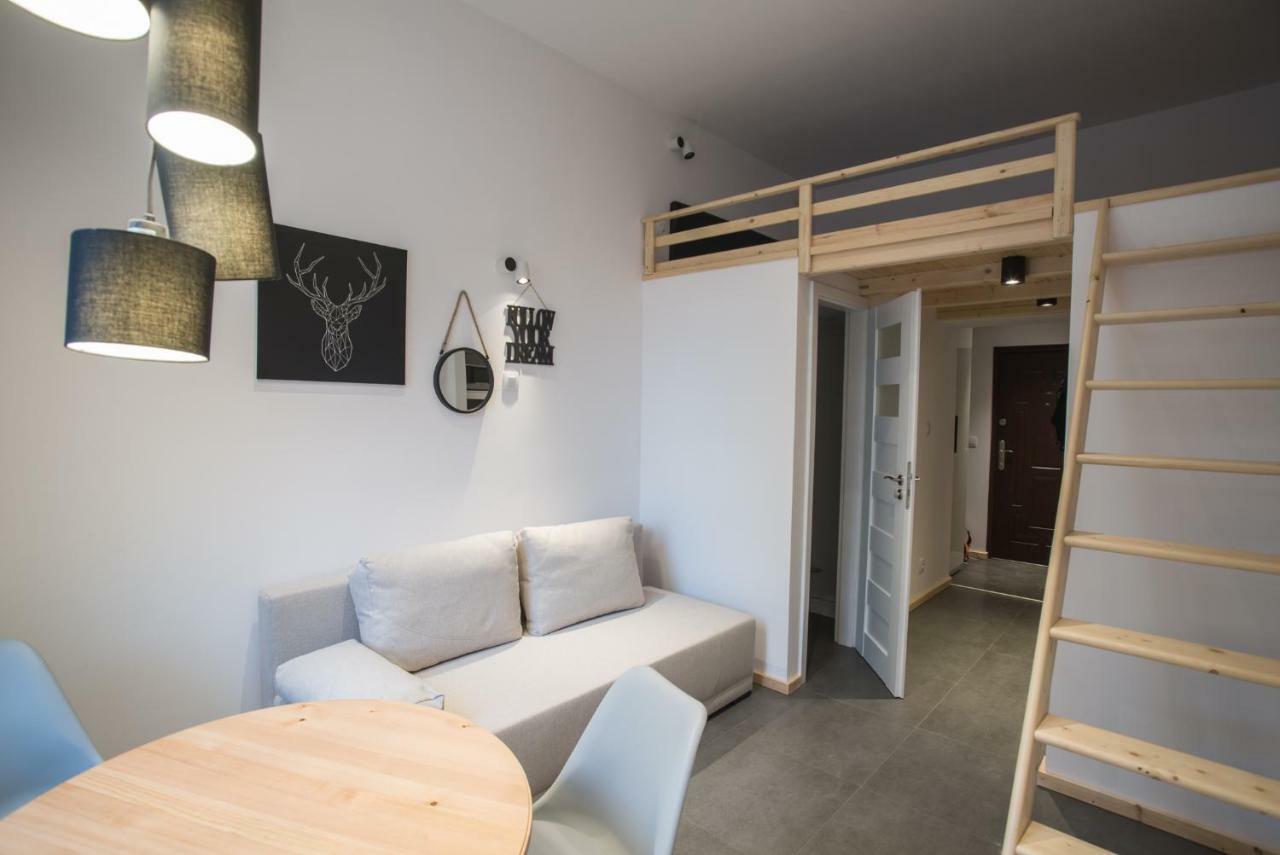 Otwarte Drzwi Apartment ดุสนิกิ สดรอย ภายนอก รูปภาพ